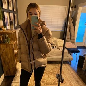 Meet your Posher, Maya